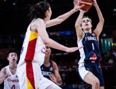 雷电竞-Doinb重返赛场，反败为胜首场状态出色，巴塞罗那观众沸腾！引发球迷热议的简单介绍