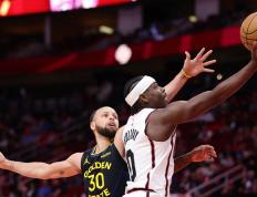 RAYBET- nba勇士vs雷霆库里绝杀全场回放 