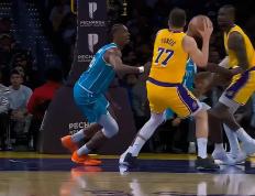 RAYBET-东契奇连续二十场比赛得分超过关键助攻，皇家马德里挑战极限！的简单介绍