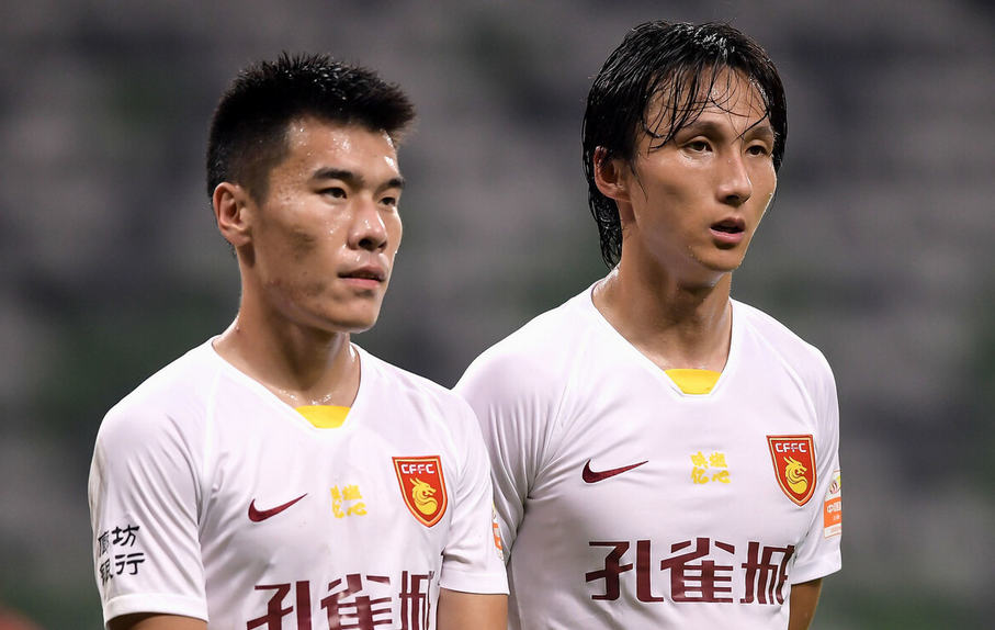 雷电竞-锦标赛巅峰对决！岭南独角兽队火力全开关中鲨队队，冲浪赛场再起波澜；锋线火力回暖的简单介绍