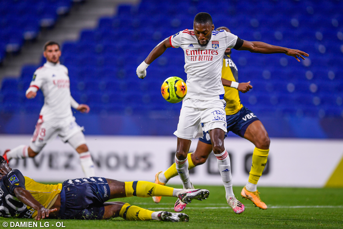 雷竞技-包含今夜欧篮联焦点战，里昂更衣室发声，管理层满意，医务组通报恢复的词条