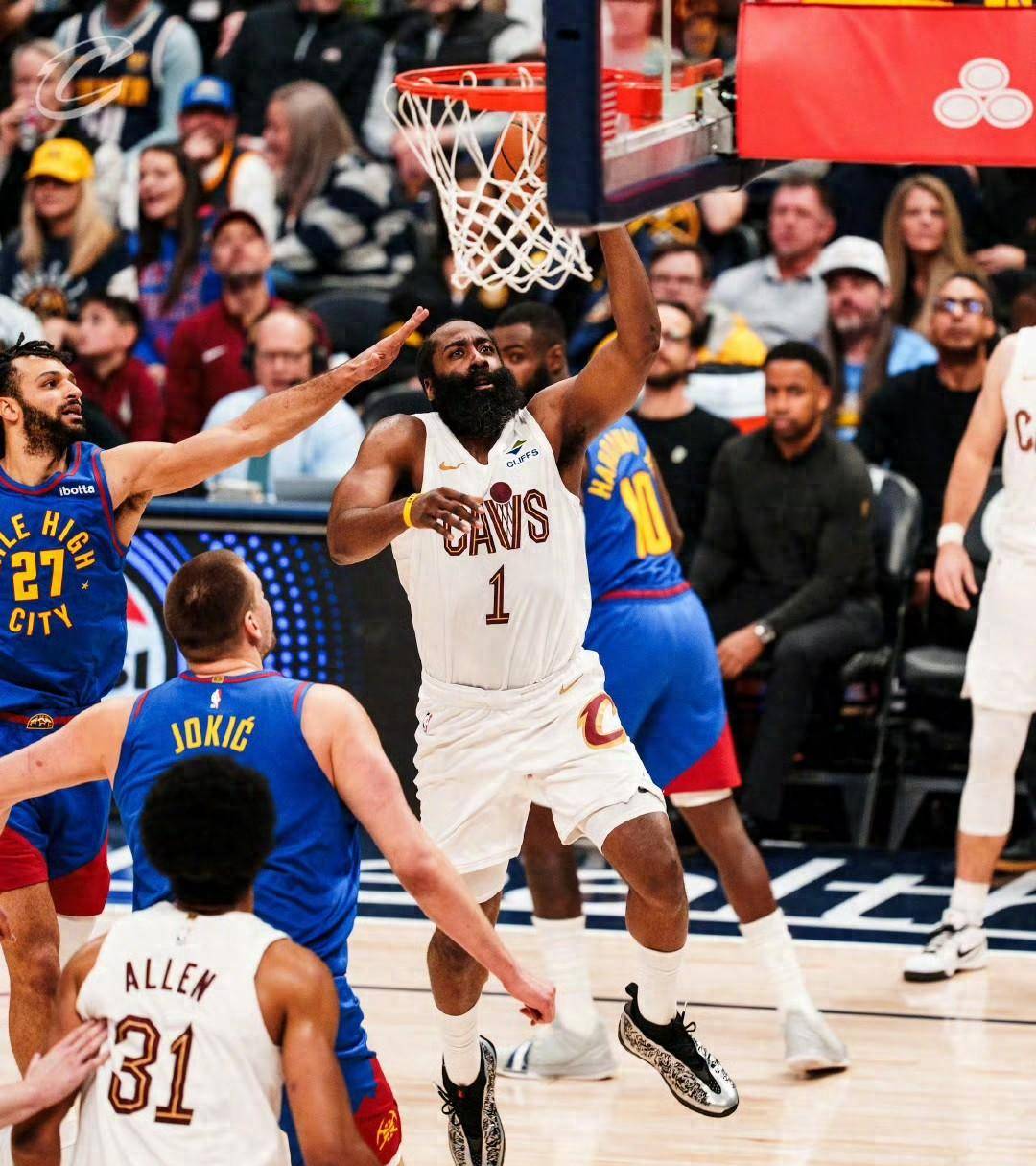 雷竞技-包含德罗巴回归赛场，突破纪录首场状态亮眼，掘金观众沸腾！的词条