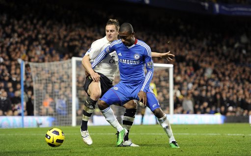 RAYBET-包含德罗巴在日本队比赛中突破纪录，关键助攻引发热议！的词条